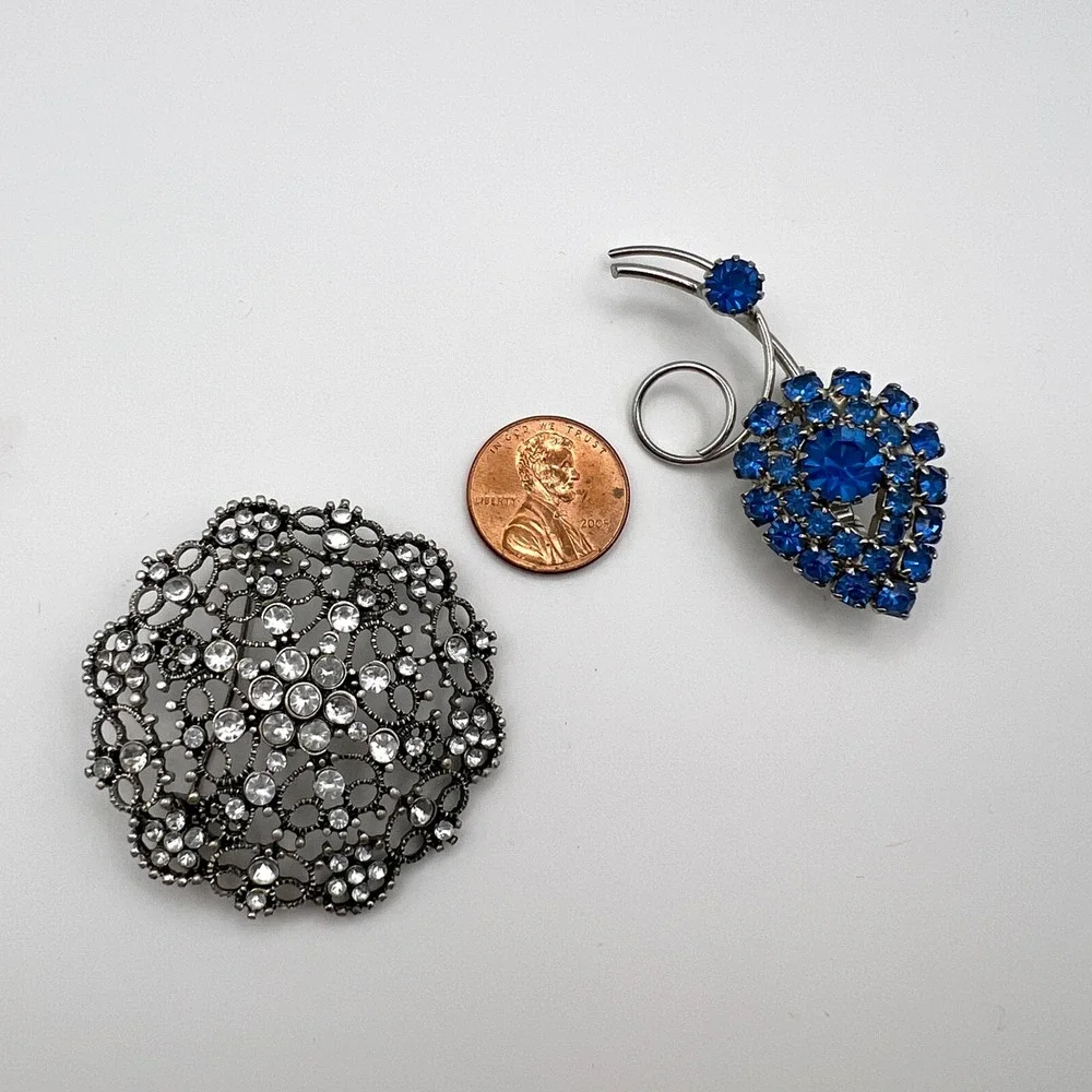 2pc Vintage Silver Tone Rhinestone Brooch Lot‎ Blue Cobalt Clear Filigree Pins
